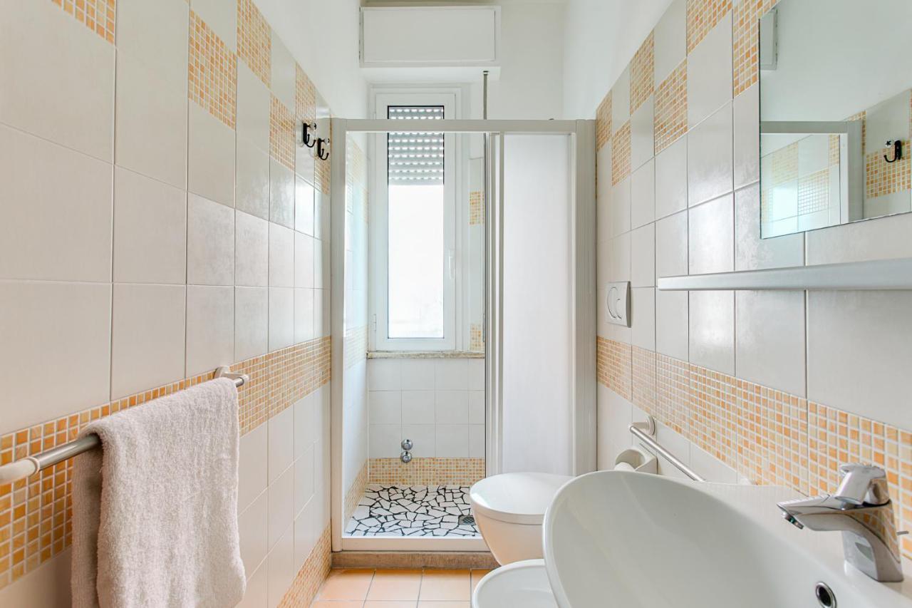 Hotel Anthos Cesenatico Exterior photo